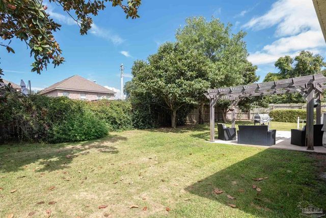 3080 Palm St, Gulf Breeze, FL 32563