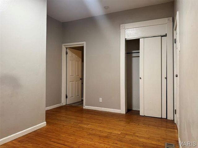 7607 Vermont Avenue, St Louis, MO 63111