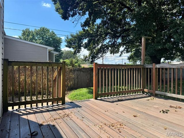 7607 Vermont Avenue, St Louis, MO 63111