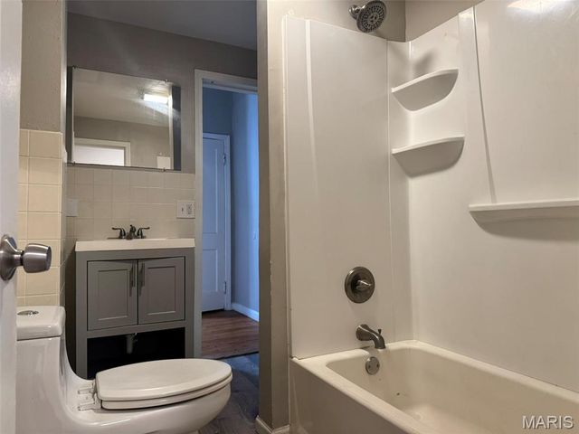 7607 Vermont Avenue, St Louis, MO 63111