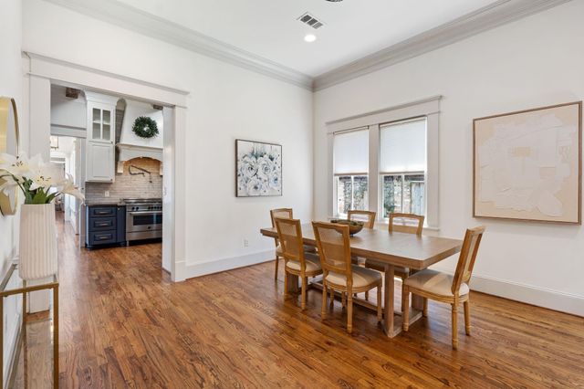 516 Columbia Street, Houston, TX 77007