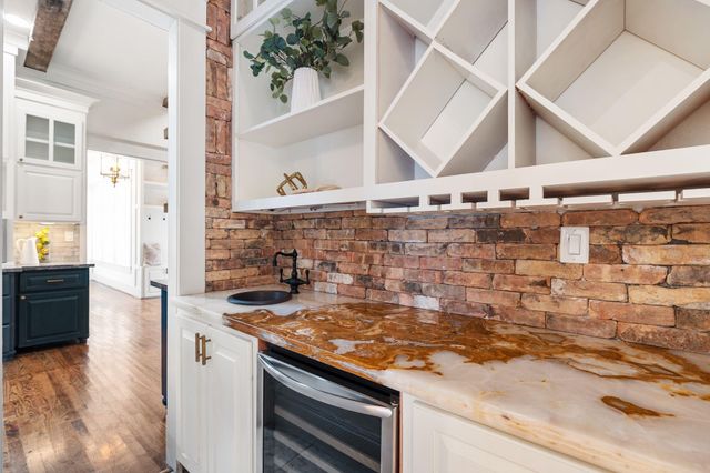 516 Columbia Street, Houston, TX 77007