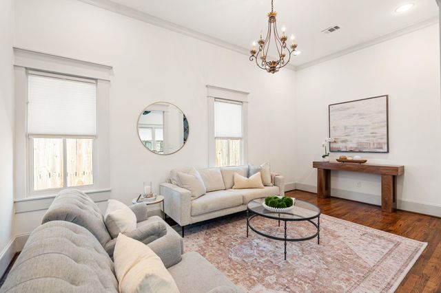 516 Columbia Street, Houston, TX 77007