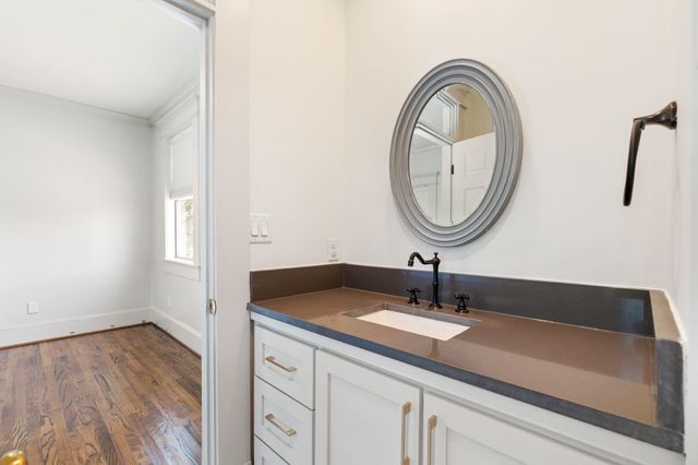 516 Columbia Street, Houston, TX 77007
