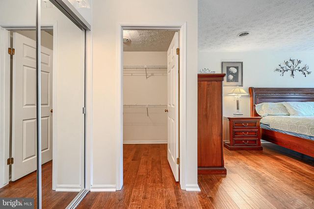 22 SKYWOOD CT, Parkville, MD 21234