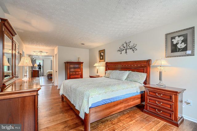22 SKYWOOD CT, Parkville, MD 21234