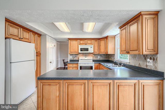 22 SKYWOOD CT, Parkville, MD 21234