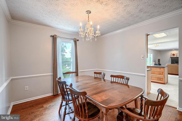 22 SKYWOOD CT, Parkville, MD 21234