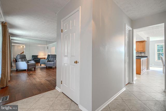 22 SKYWOOD CT, Parkville, MD 21234