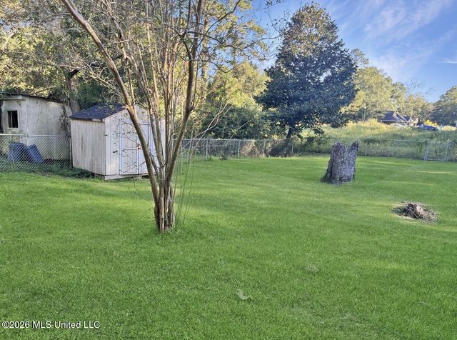 936 W 6th Street, Hattiesburg, MS 39401