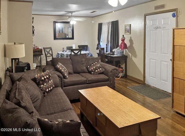 936 W 6th Street, Hattiesburg, MS 39401