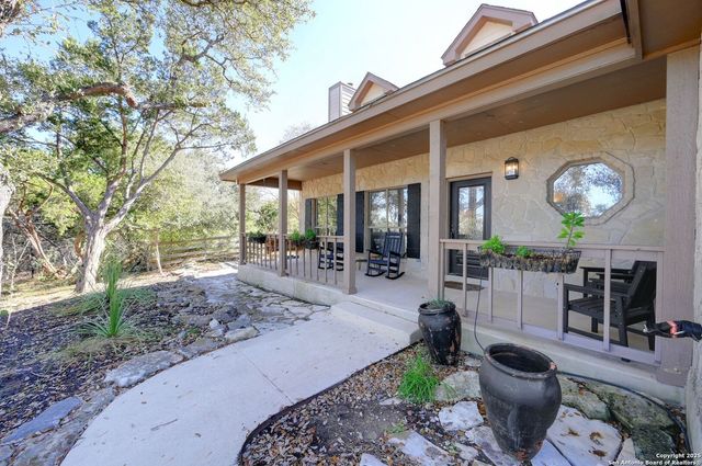 26011 Apache Creek, San Antonio, TX 78260