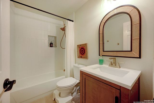 26011 Apache Creek, San Antonio, TX 78260