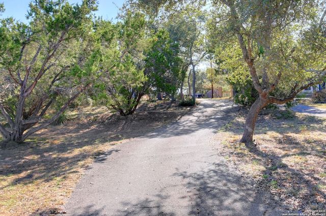 26011 Apache Creek, San Antonio, TX 78260