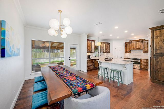 26011 Apache Creek, San Antonio, TX 78260