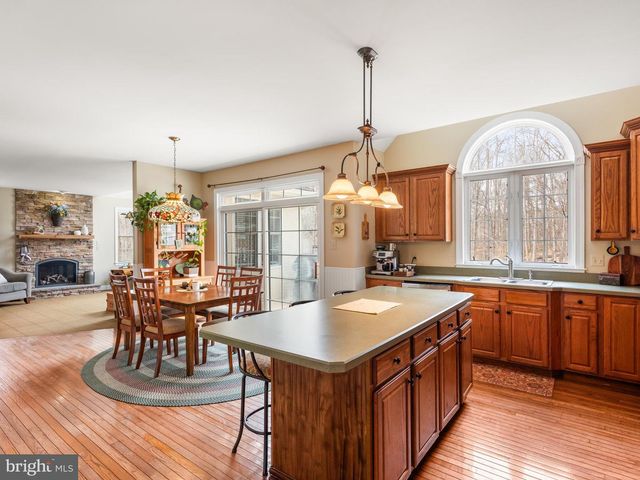 908 BRITTNEY TER, Downingtown, PA 19335
