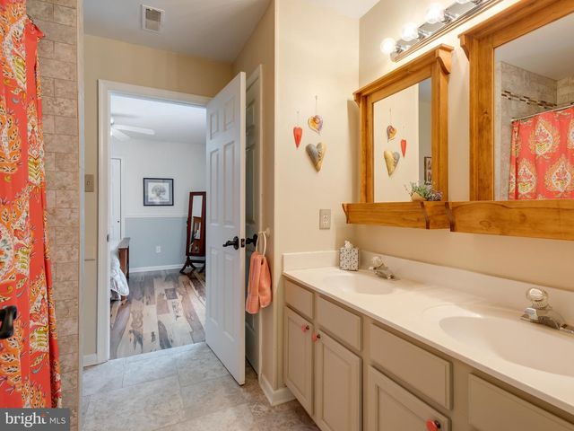 908 BRITTNEY TER, Downingtown, PA 19335