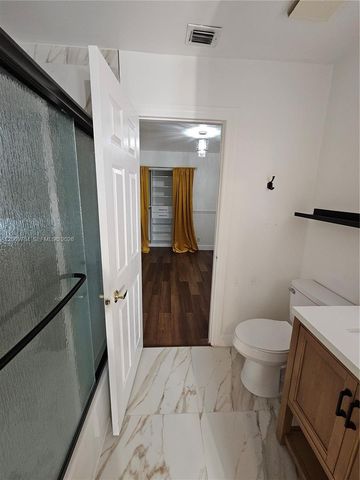 387 NW 107th Avenue, Pembroke Pines, FL 33026