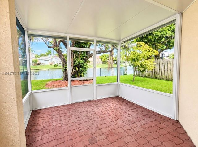 387 NW 107th Avenue, Pembroke Pines, FL 33026