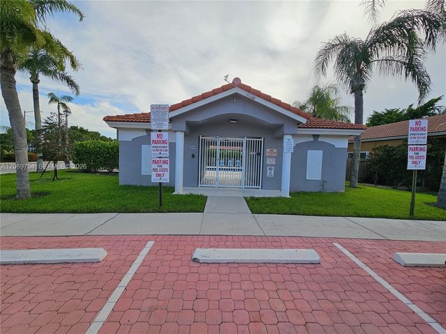 387 NW 107th Avenue, Pembroke Pines, FL 33026