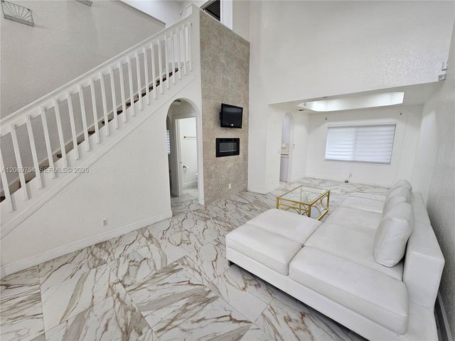 387 NW 107th Avenue, Pembroke Pines, FL 33026