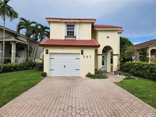 387 NW 107th Avenue, Pembroke Pines, FL 33026