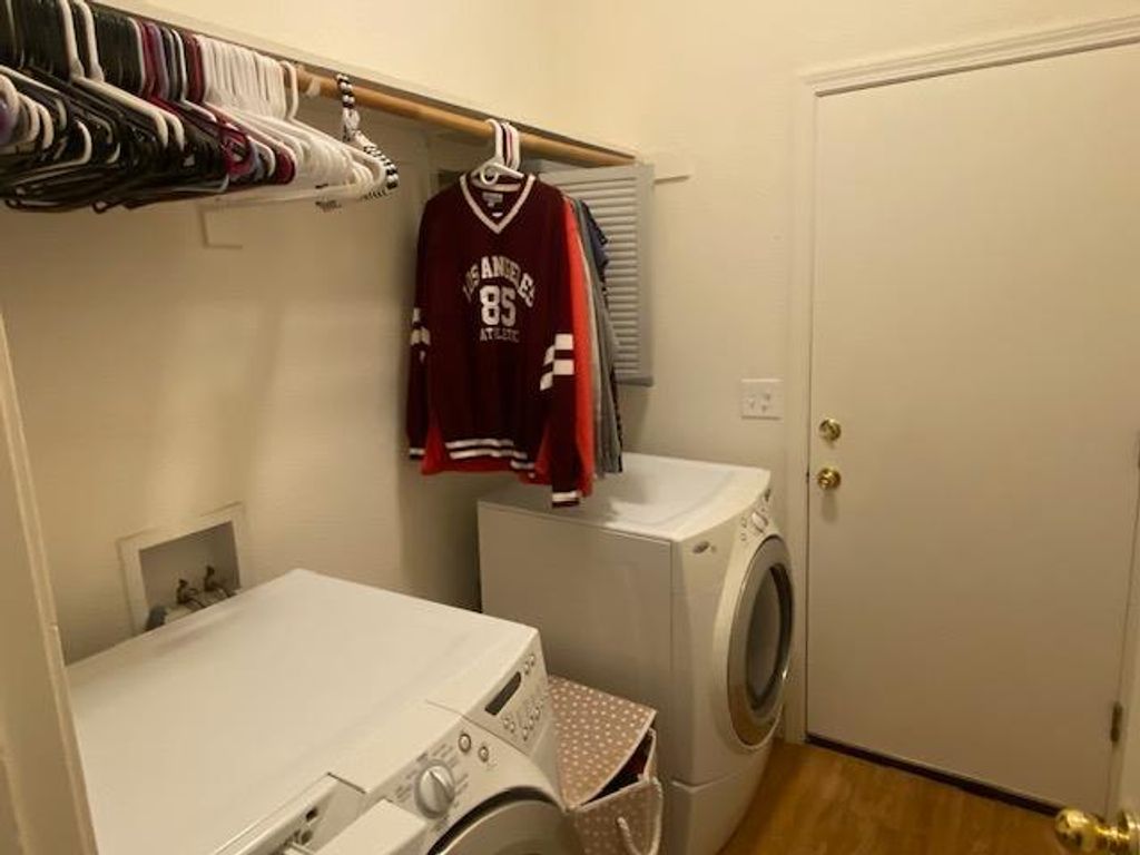 Image 12 of property listing at 9356 N Jade Avenue, Fresno, CA 93720