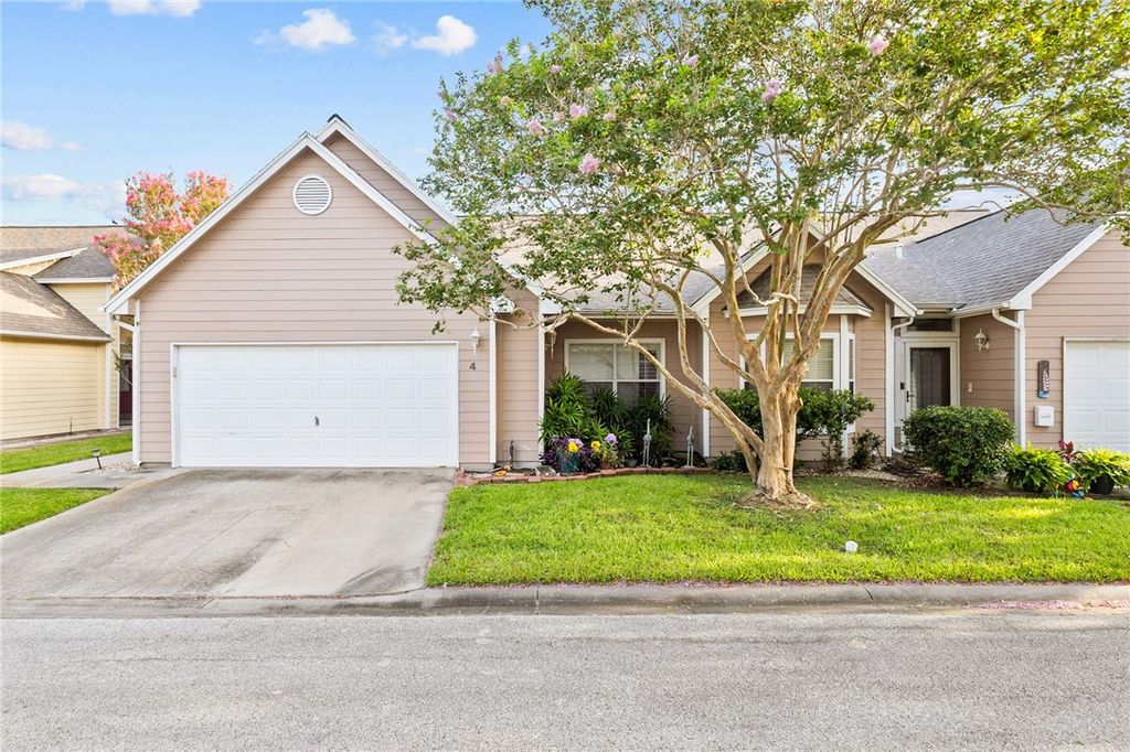 5642 Lipes Blvd 4, Corpus Christi, TX 78414 — photo 2