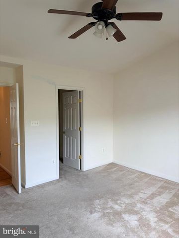 21784 OAKVILLE TER, Ashburn, VA 20147