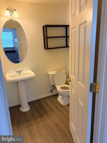 21784 OAKVILLE TER, Ashburn, VA 20147