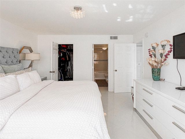 2780 NE 183rd St 1504, Aventura, FL 33160