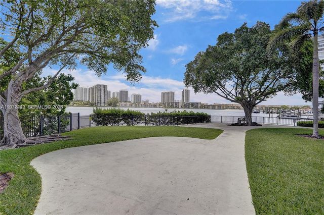 2780 NE 183rd St 1504, Aventura, FL 33160