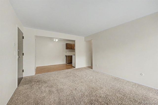 38220 Fairway Court, Clinton Township, MI 48038