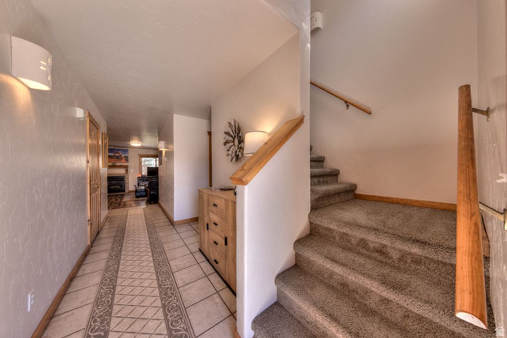 Image 5 of property listing at 3461 E WESTWATER DR #UNIT 6, Moab, UT 84532