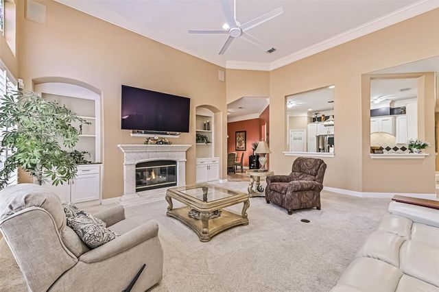 1621 Pine Crest Drive, Pearland, TX 77581