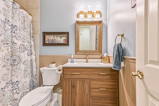 1621 Pine Crest Drive, Pearland, TX 77581