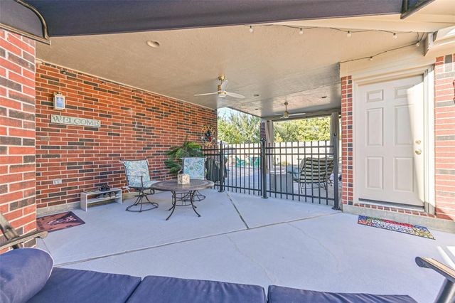 1621 Pine Crest Drive, Pearland, TX 77581