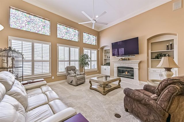 1621 Pine Crest Drive, Pearland, TX 77581
