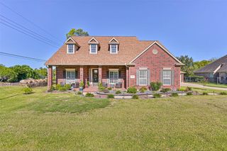 1621 Pine Crest Drive, Pearland, TX 77581