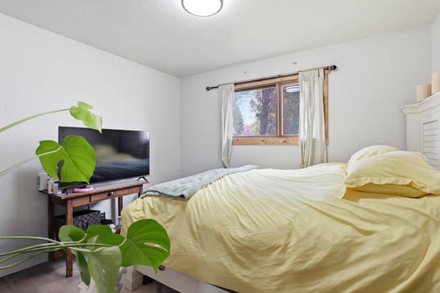 10720 & 10722 E SPRINGFIELD Ave, Spokane Valley, WA 99206