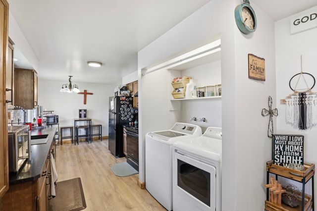 10720 & 10722 E SPRINGFIELD Ave, Spokane Valley, WA 99206