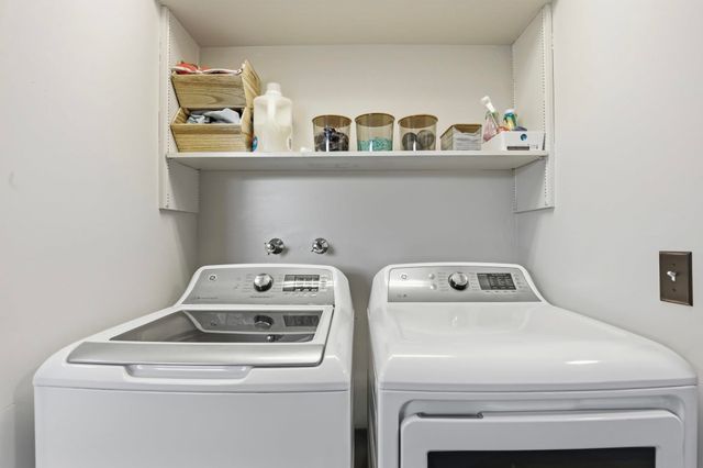 10720 & 10722 E SPRINGFIELD Ave, Spokane Valley, WA 99206