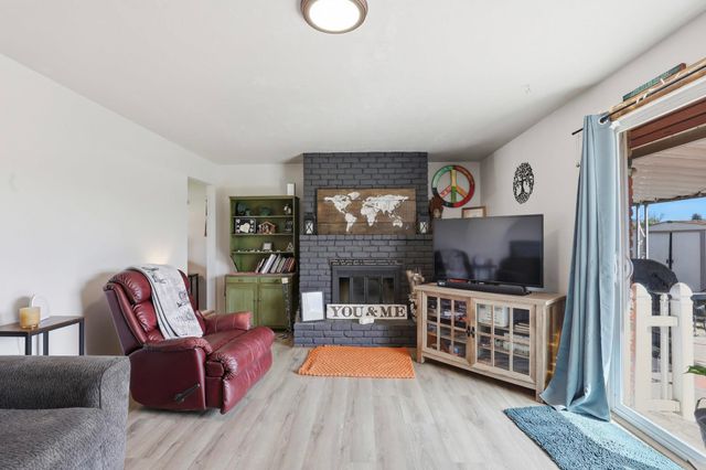 10720 & 10722 E SPRINGFIELD Ave, Spokane Valley, WA 99206