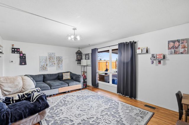 10720 & 10722 E SPRINGFIELD Ave, Spokane Valley, WA 99206