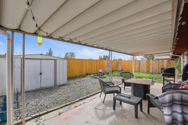 10720 & 10722 E SPRINGFIELD Ave, Spokane Valley, WA 99206