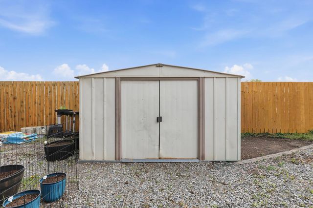 10720 & 10722 E SPRINGFIELD Ave, Spokane Valley, WA 99206