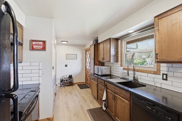 10720 & 10722 E SPRINGFIELD Ave, Spokane Valley, WA 99206