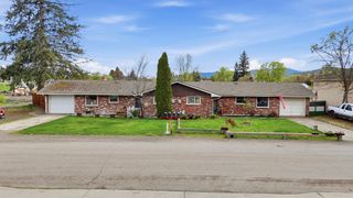 10720 & 10722 E SPRINGFIELD Ave, Spokane Valley, WA 99206