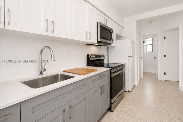 2247 SW 9th St, Miami, FL 33135