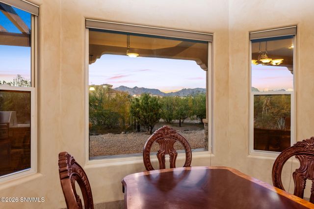 5708 Via Estrella, Las Cruces, NM 88011